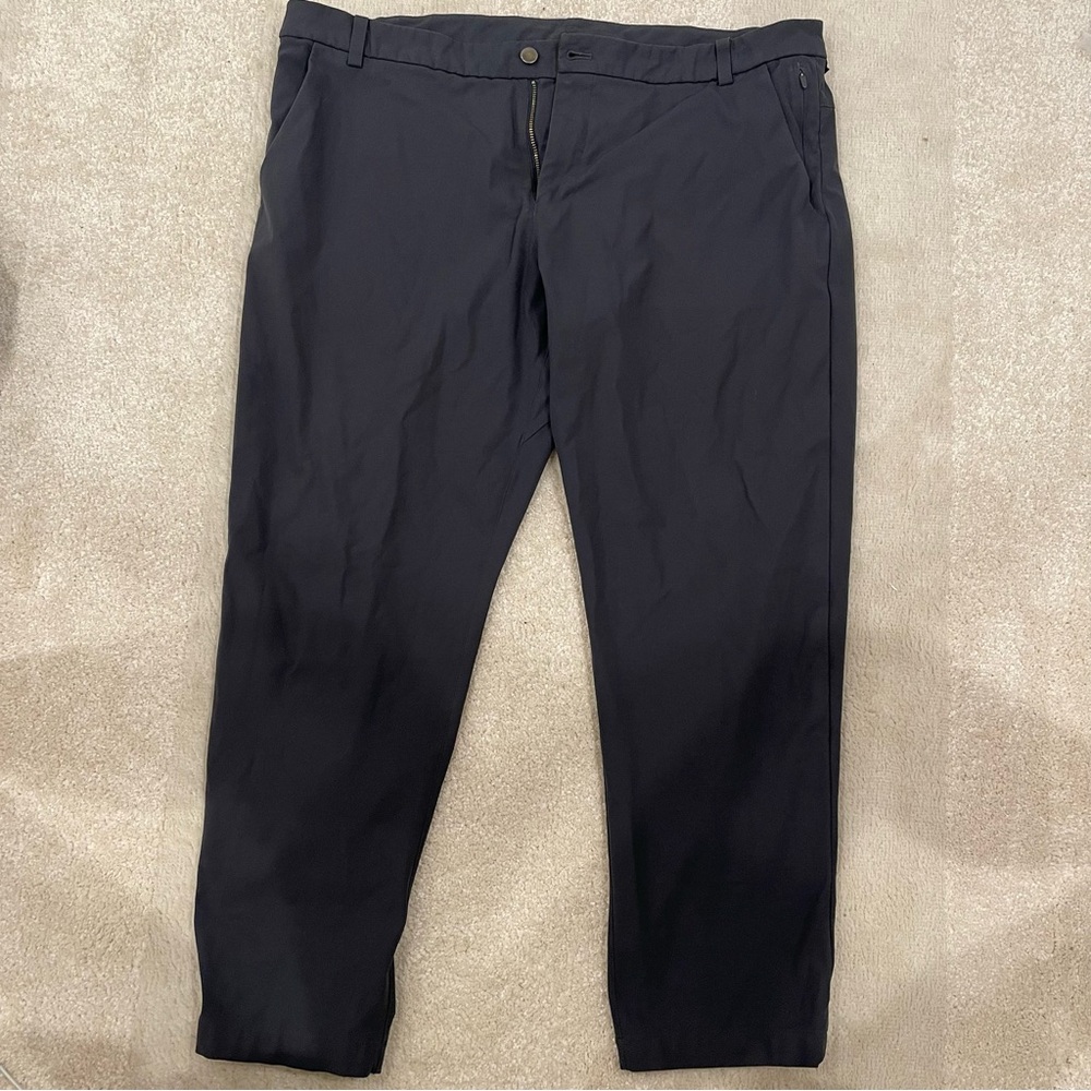 LULULEMON Men's Commission Pant Size 40 In Black